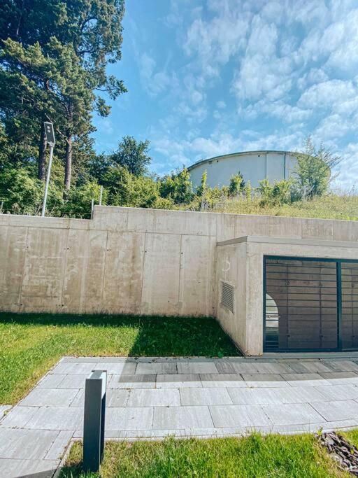 8Ight Apartment Brasov Luaran gambar