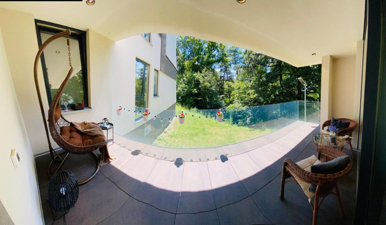 8Ight Apartment Brasov Luaran gambar