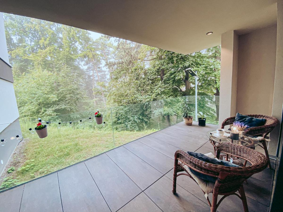 8Ight Apartment Brasov Luaran gambar